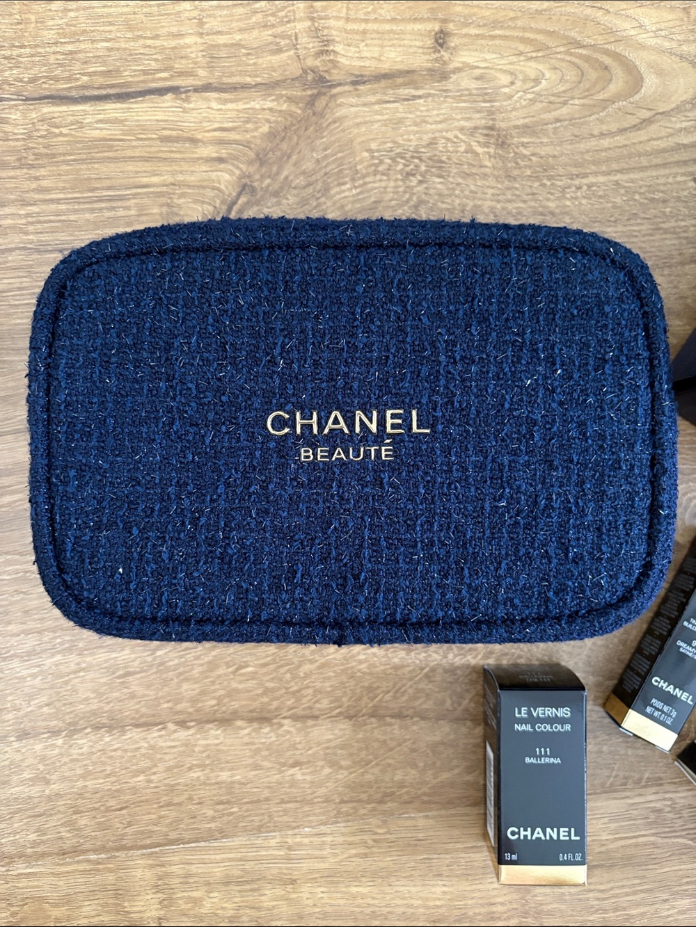 Chanel Coveted Essentials Beauty Set - New in Box - Picture 2 of 4